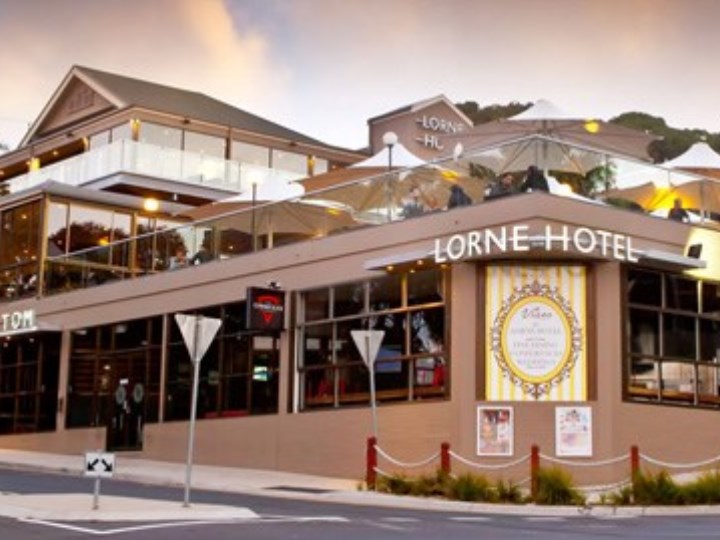 Lorne Hotel Schoolies Accommodation Lorne Schoolies 